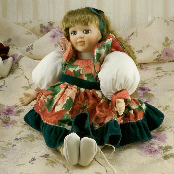 2 Anco Setting christmas Music Box Dolls - Picture 2 of 7